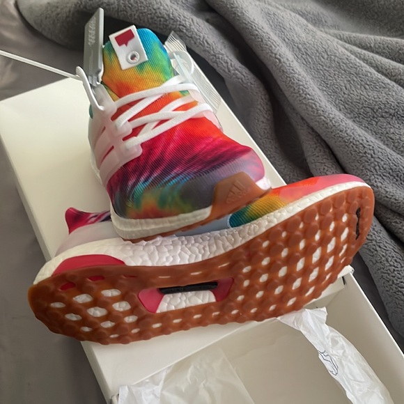 Adidas Ultraboost WOODSTOCK - Picture 3 of 6